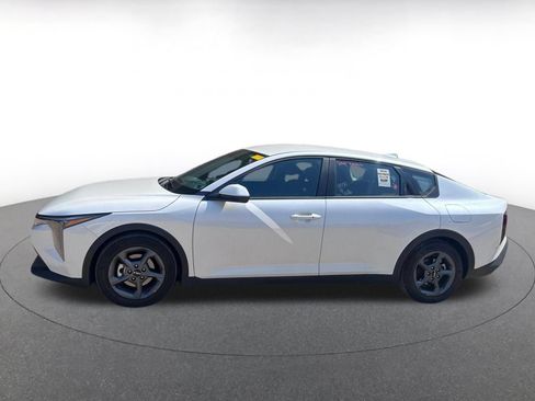 Used 2026 Kia K4 FWD image 9