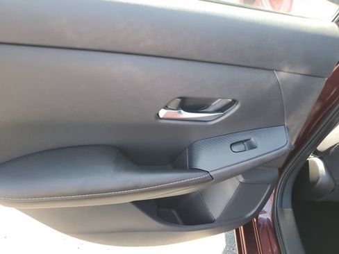 Used 2022 Nissan Sentra SV w/ All-Weather Package FWD image 16