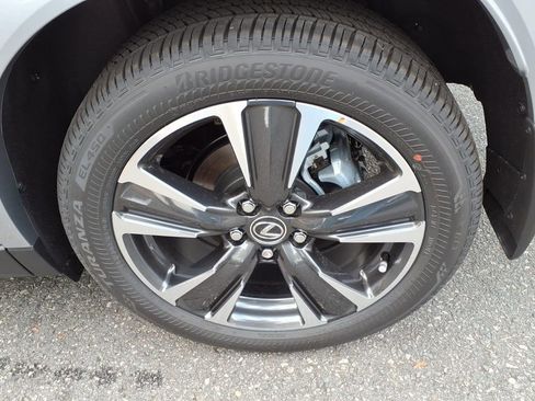 New 2025 Lexus UX 300h FWD image 6