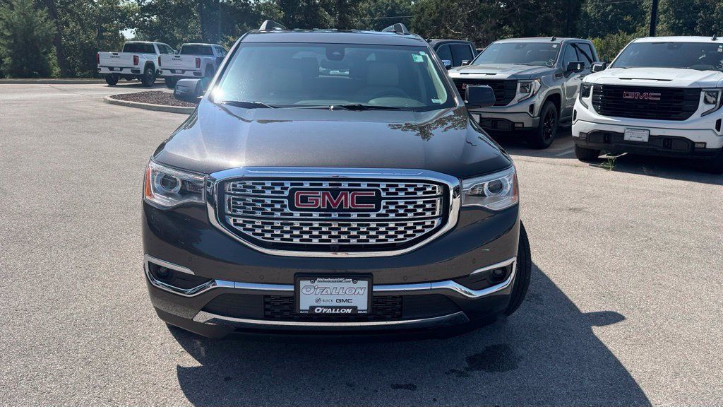Used 2019 GMC Acadia Denali w/ Technology Package FWD image 7