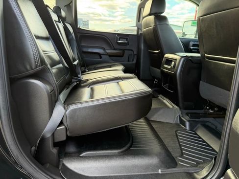 Used 2019 GMC Sierra 3500 Denali w/ Duramax Plus Package image 16