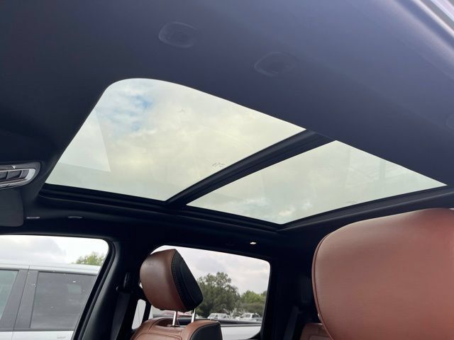 Used 2019 RAM 1500 Longhorn AWD/4WD image 11