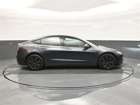 Used 2025 Tesla Model 3 Long Range image 26