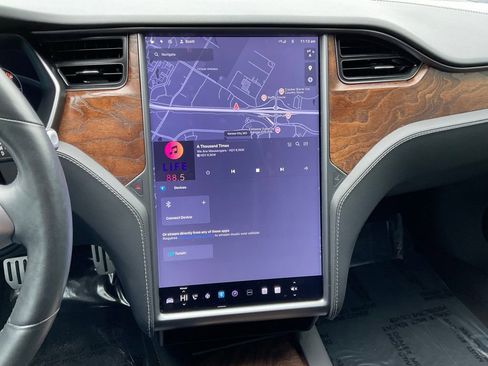 Used 2020 Tesla Model S Performance image 15