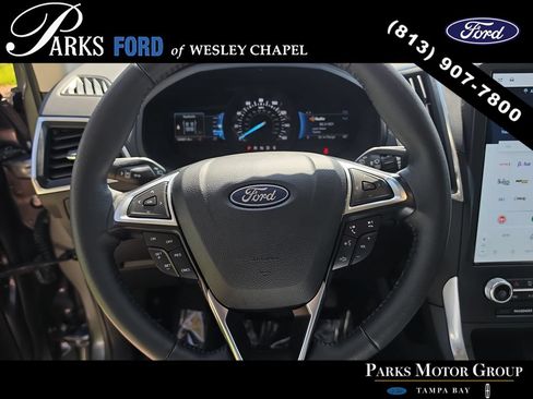 Certified 2024 Ford Edge Titanium AWD/4WD image 28