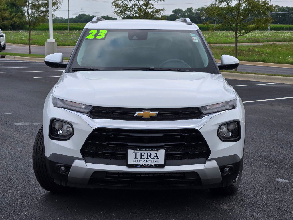 Used 2023 Chevrolet TrailBlazer LT FWD image 2
