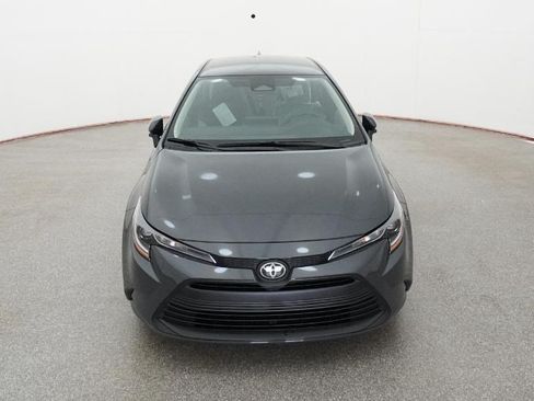 Used 2026 Toyota Corolla LE FWD image 2