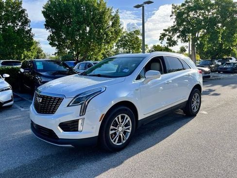 Used 2021 Cadillac XT5 Premium Luxury FWD image 4
