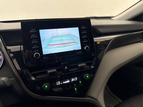 Used 2022 Toyota Camry LE FWD image 34