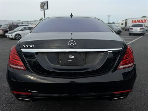Used 2017 Mercedes-Benz S 550 Sedan image 4