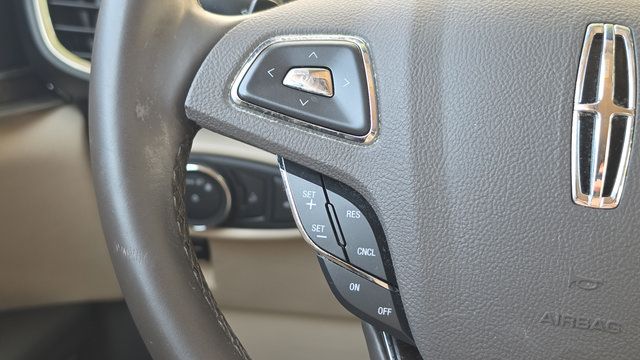 Used 2016 Lincoln MKX Select w/ Select Plus Package FWD image 34