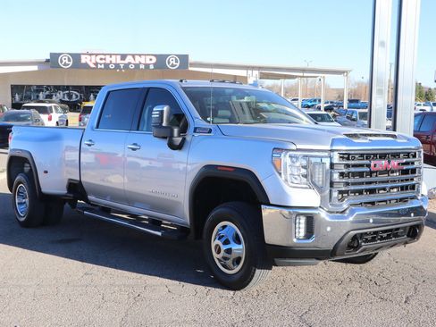Used 2022 GMC Sierra 3500 SLT w/ SLT Premium Package image 1