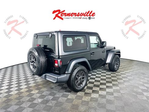Used 2024 Jeep Wrangler Sport S image 7