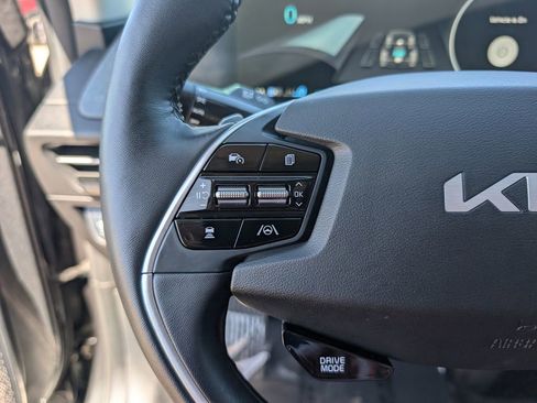 Used 2022 Kia EV6 Wind image 22