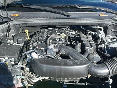 Used 2022 Dodge Durango GT image 11