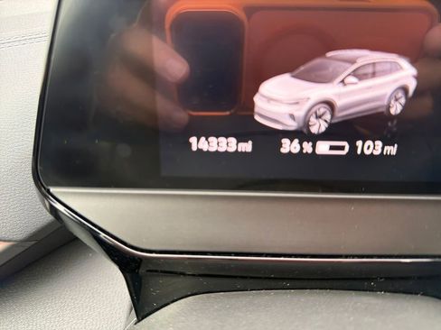 Certified 2023 Volkswagen ID.4 Pro S Plus image 19