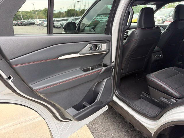 New 2027 Ford Explorer ST w/ Sun And Sound Package AWD/4WD image 11