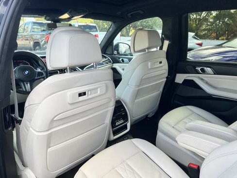 Used 2019 BMW X7 xDrive50i w/ Dynamic Handling Package image 37