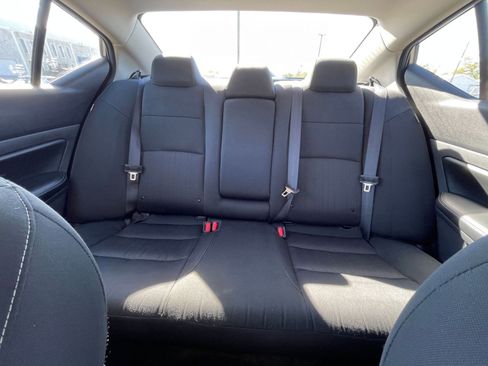 Used 2025 Nissan Altima 2.5 SV image 38