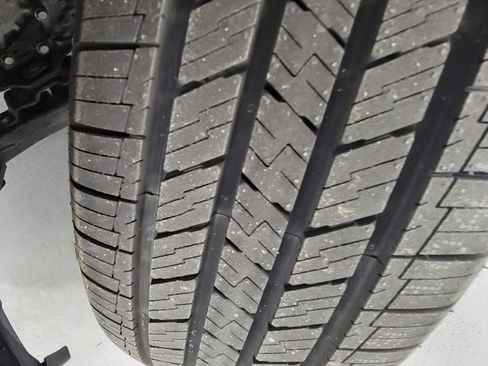 Used 2019 Nissan Pathfinder Platinum w/ Cargo Package image 35