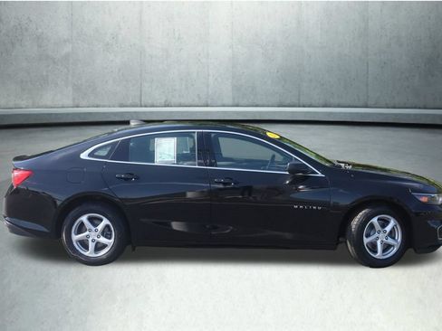 Used 2018 Chevrolet Malibu LS FWD image 20