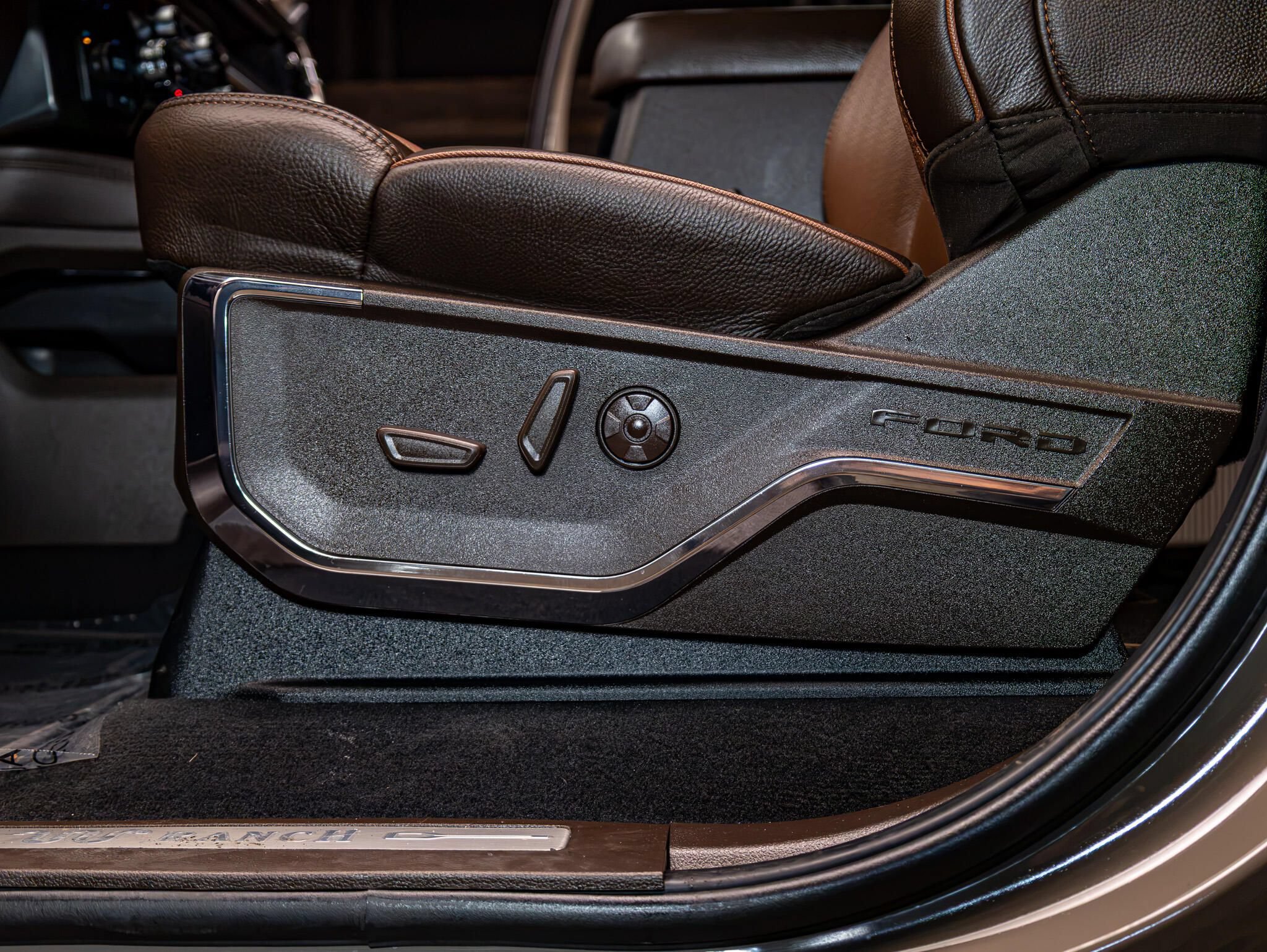 Used 2026 Ford F250 King Ranch w/ Chrome Package AWD/4WD image 26