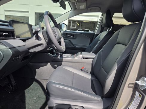 Used 2026 Toyota RAV4 XLE Premium FWD image 27