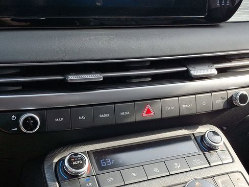 Used 2023 Hyundai Palisade Limited image 18