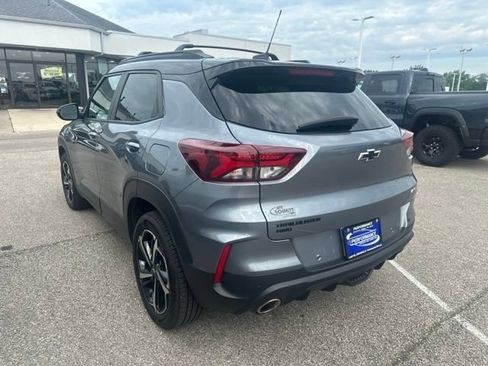 Used 2021 Chevrolet TrailBlazer RS w/ Technology Package AWD/4WD image 8