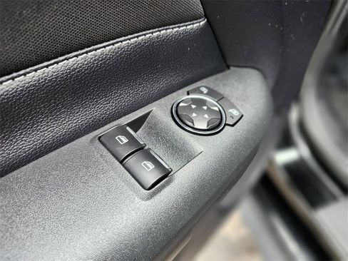 Used 2019 Ford Mustang GT image 11