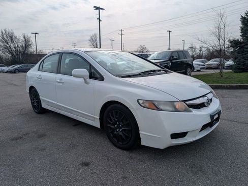 Used 2011 Honda Civic LX image 1