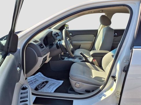 Used 2012 Ford Fusion SE FWD image 29