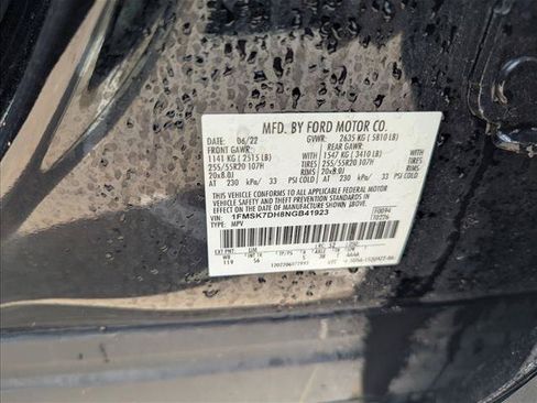 Used 2022 Ford Explorer XLT w/ Equipment Group 202A RWD image 16
