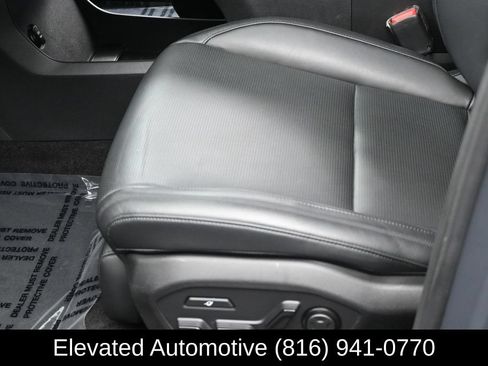 Used 2025 Hyundai Santa Fe Calligraphy AWD/4WD image 16