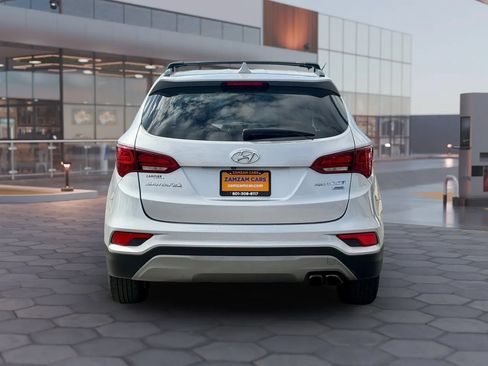 Used 2017 Hyundai Santa Fe Sport 2.0T AWD/4WD image 9