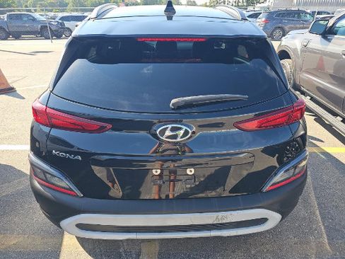 Used 2022 Hyundai Kona SEL w/ Cargo Package FWD image 4