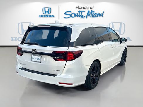Used 2023 Honda Odyssey Sport image 7