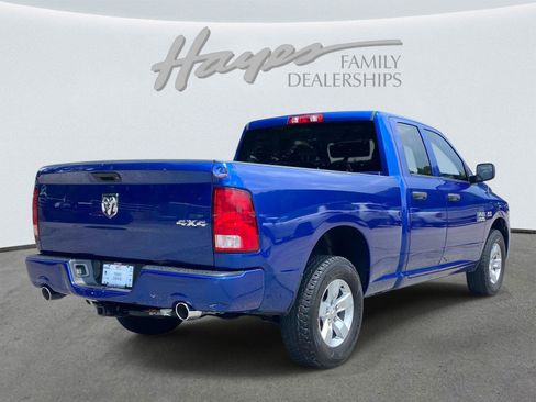 Used 2018 RAM 1500 Express AWD/4WD image 3