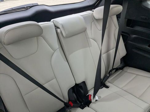 Used 2025 Kia Telluride S image 31