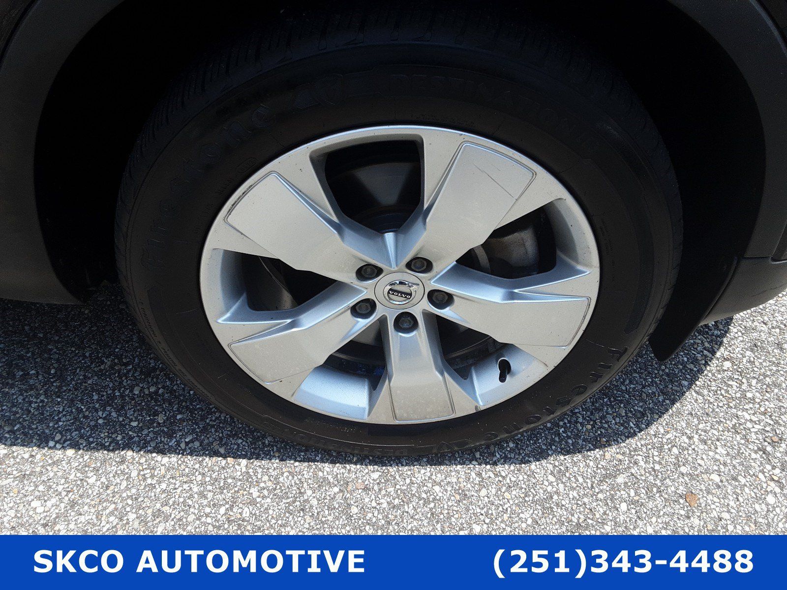Used 2020 Volvo XC40 T5 Momentum AWD/4WD image 9