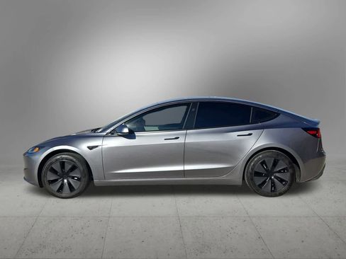 Used 2025 Tesla Model 3 Long Range image 3