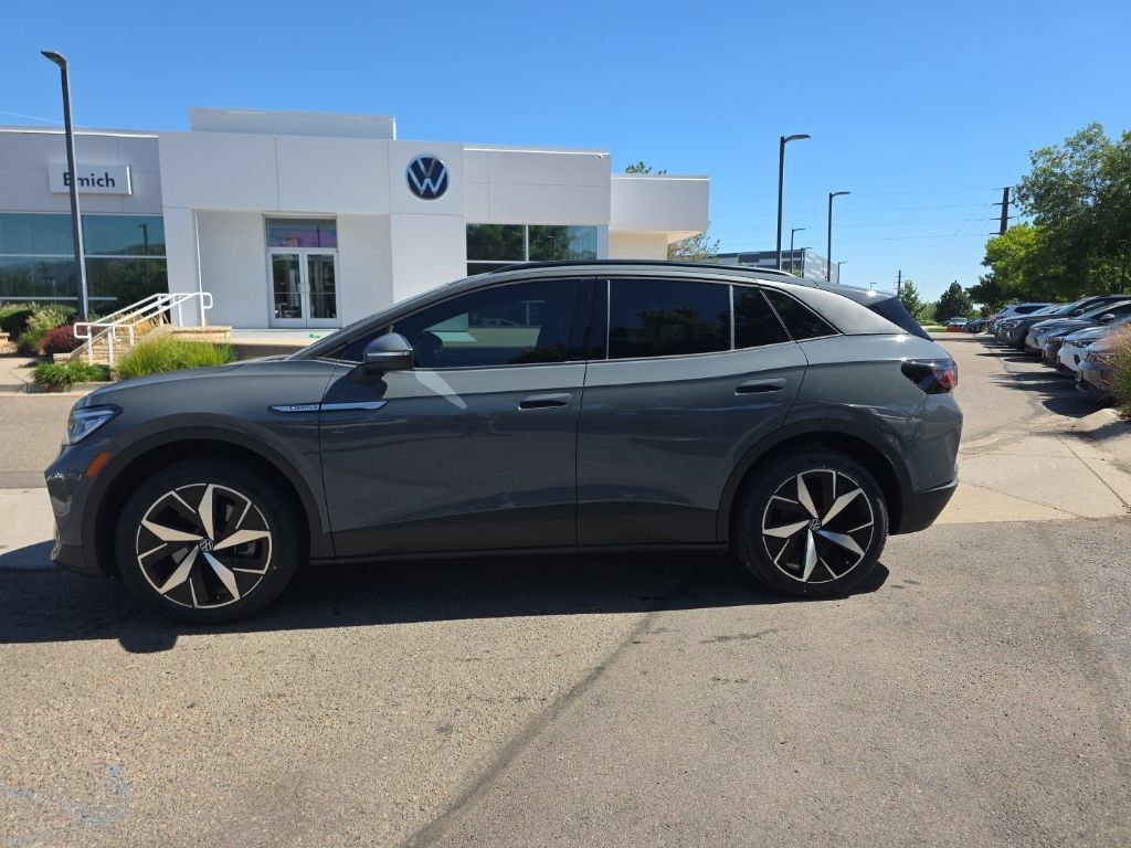 Certified 2023 Volkswagen ID.4 Pro S AWD/4WD image 2