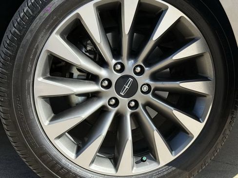 Used 2020 Lincoln Navigator Reserve w/ Luxury Package AWD/4WD image 9