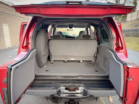 Used 2004 Ford Excursion 2WD image 23