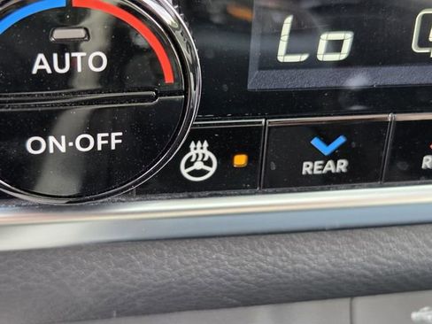 Certified 2022 Nissan Rogue SL w/ SL Premium Package FWD image 21