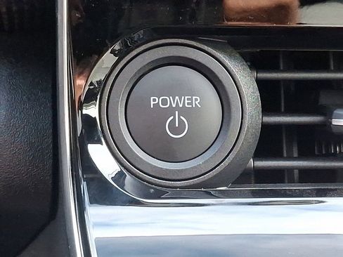 Used 2023 Subaru Solterra AWD image 22