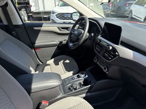 Used 2022 Ford Escape SE w/ SE Sport Appearance Package AWD/4WD image 35
