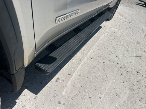 Used 2022 GMC Sierra 1500 Elevation RWD image 11