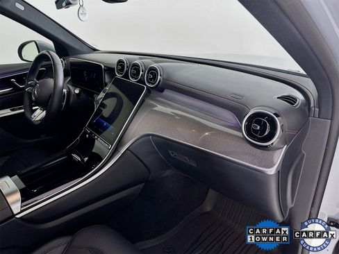 Certified 2024 Mercedes-Benz GLC 43 AMG 4MATIC image 30