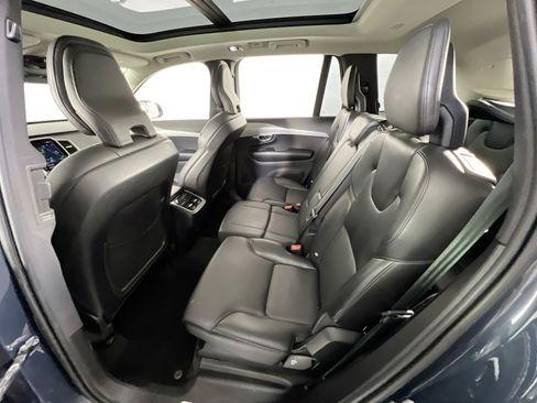 Used 2022 Volvo XC90 T5 Momentum w/ Climate Package image 23